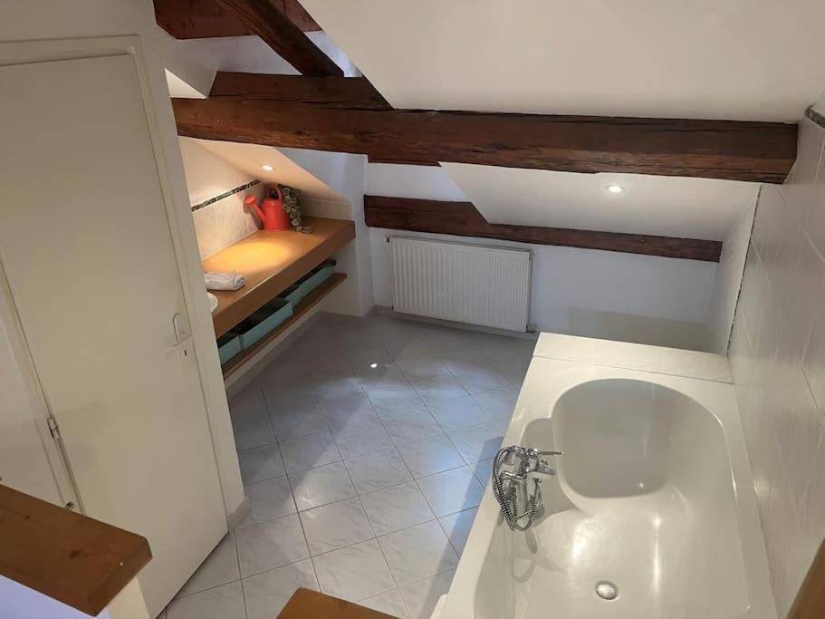 L'Escalier Du Chateau T4 Duplex 9 Couchages 4* Annecy Exterior photo